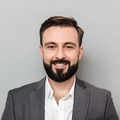 Üçüncü Kullanıcı Yorumcusu